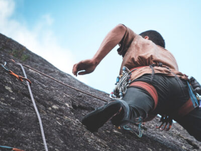 Techniques d’escalade : Astuces pour une grimpe réussie